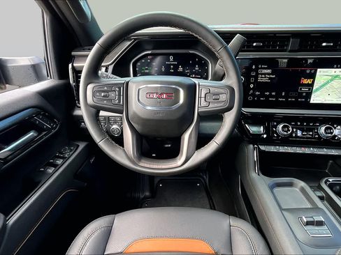 Used 2026 GMC Sierra 2500 AT4 w/ AT4 Premium Plus Package AWD/4WD image 6