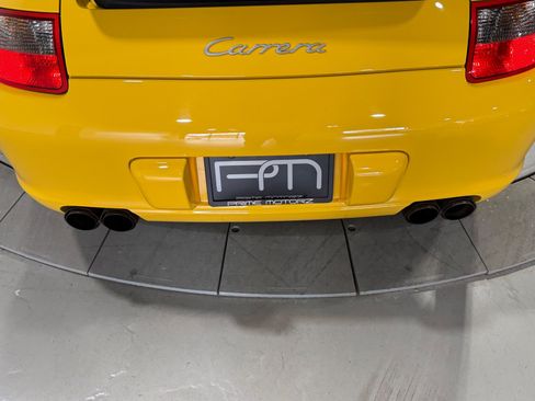 Used 2006 Porsche 911 Carrera RWD image 17