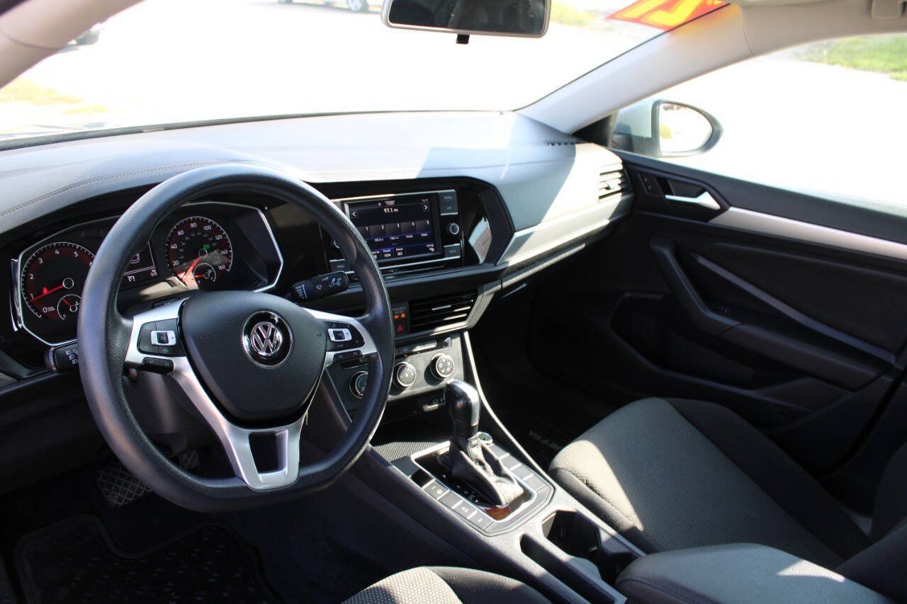 Used 2021 Volkswagen Jetta R-Line FWD image 19