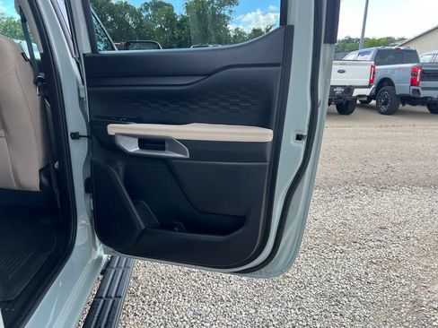 Used 2024 Ford Ranger XLT w/ Equipment Group 301A High AWD/4WD image 17