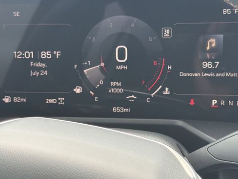 New 2026 GMC Acadia AT4 w/ Luxury Package AWD/4WD image 26
