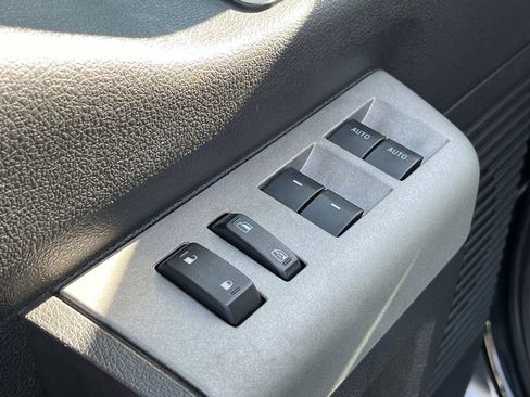 Used 2015 Ford F350 Lariat w/ Lariat Ultimate Package image 25