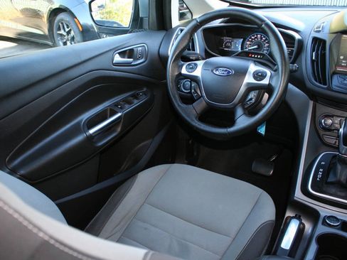 Used 2013 Ford C-MAX SE image 17