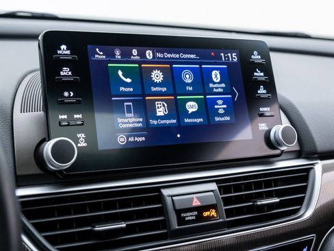 Used 2018 Honda Accord Sport image 22