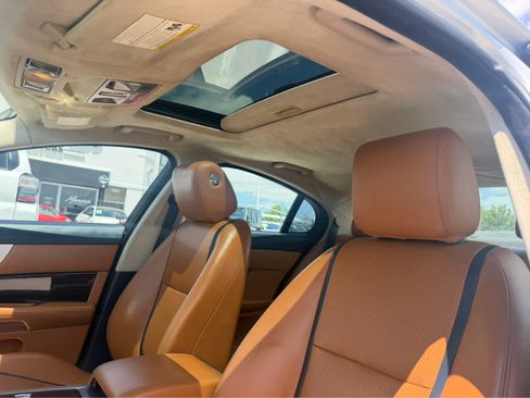 Used 2012 Jaguar XF Portfolio RWD image 17