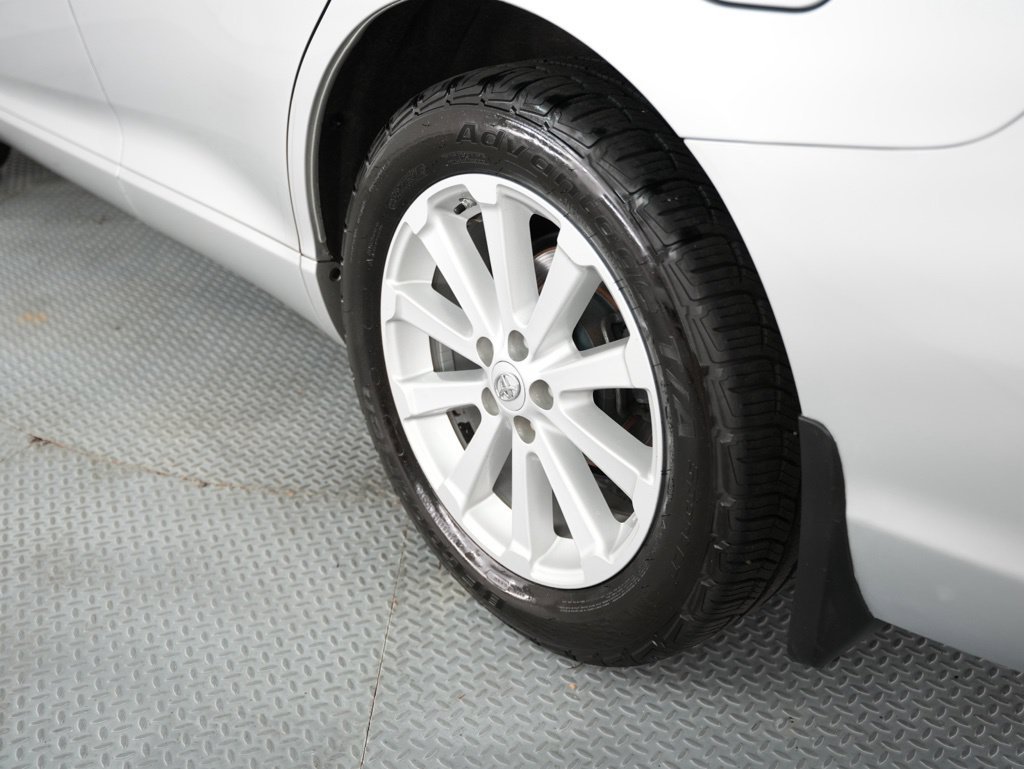 Used 2012 Toyota Venza LE FWD image 55