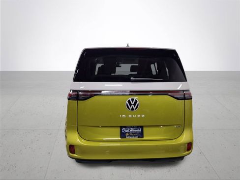 New 2025 Volkswagen ID. Buzz 1st Edition image 11