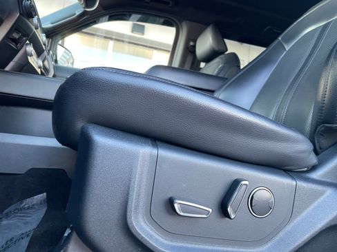 Used 2021 Ford Expedition Max Limited image 28