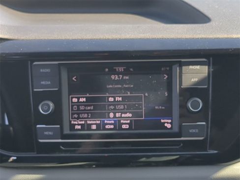 Used 2023 Volkswagen Taos S image 17