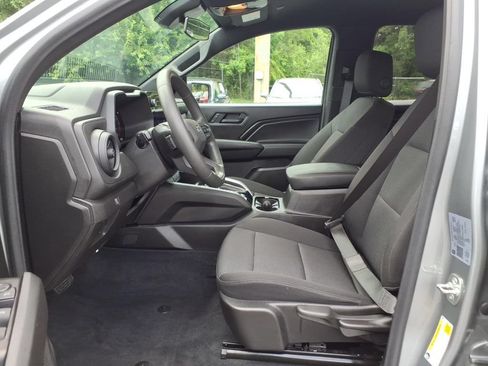 Certified 2025 Chevrolet Colorado Trail Boss AWD/4WD image 12