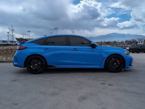 Used 2025 Honda Civic Type R image 9