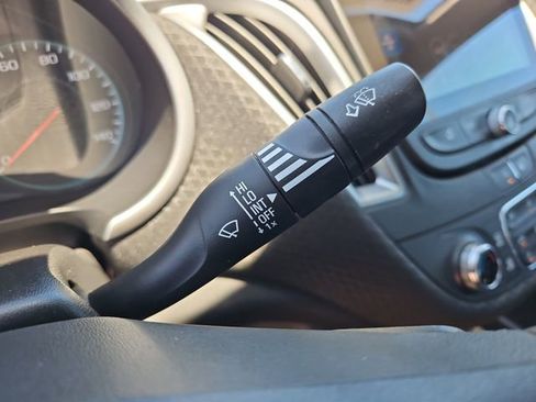 Used 2023 Chevrolet Malibu LT FWD image 22
