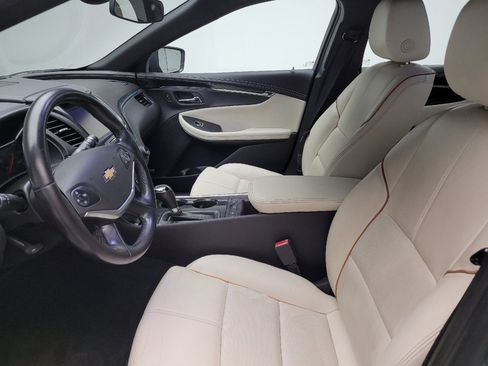 Used 2019 Chevrolet Impala Premier FWD image 17