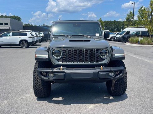Used 2022 Jeep Wrangler Unlimited Rubicon w/ Trailer Tow Package AWD/4WD image 2