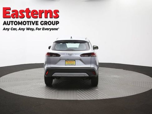 Used 2026 Toyota Corolla Cross L FWD image 36