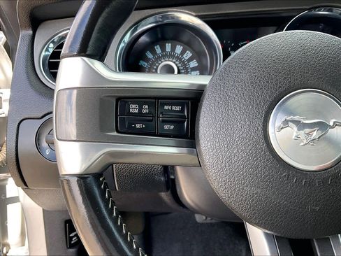 Used 2013 Ford Mustang GT image 20