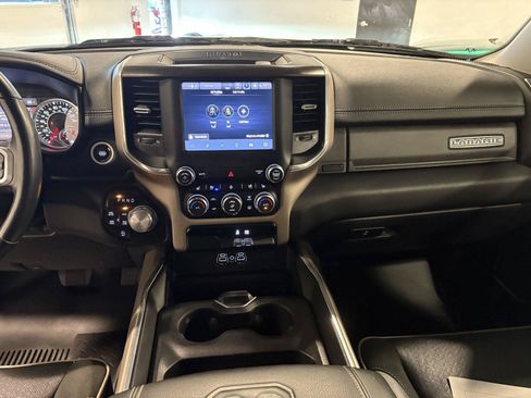 Used 2022 RAM 1500 Laramie AWD/4WD image 19