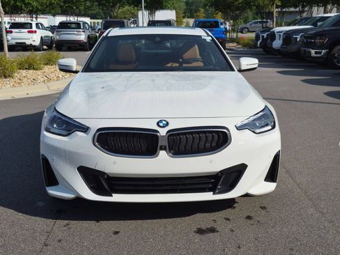 Used 2025 BMW 230i xDrive Coupe w/ Convenience Package AWD/4WD image 8