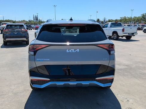 Certified 2023 Kia Sportage SX AWD/4WD image 7