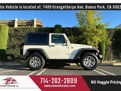Used 2016 Jeep Wrangler Rubicon w/ Power Convenience Group AWD/4WD image 7