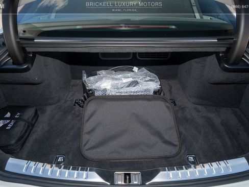 Used 2025 Bentley Flying Spur Plug-In Hybrid w/ First Edition Specification AWD/4WD image 15
