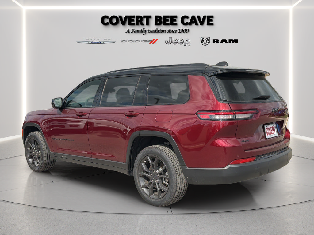Used 2025 Jeep Grand Cherokee L Limited AWD/4WD image 5