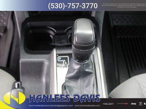 Used 2022 Toyota Tacoma SR5 RWD image 20