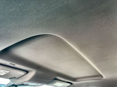 New 2026 GMC Sierra 1500 SLT image 19