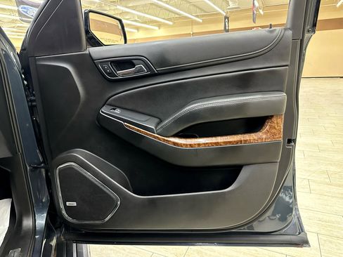 Used 2020 Chevrolet Tahoe Premier w/ Premier Plus Edition image 44