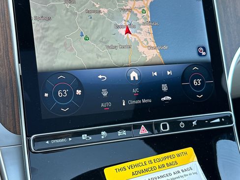 New 2025 Mercedes-Benz GLC 350e 4MATIC image 23