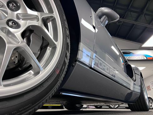 Used 2006 Ford GT image 29