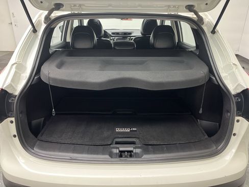 Used 2017 Nissan Rogue Sport SL w/ SL Premium Package image 27