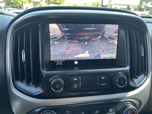 Used 2019 Chevrolet Colorado ZR2 image 25