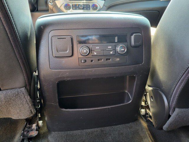 Used 2017 GMC Yukon SLT w/ Open Road Package RWD image 30