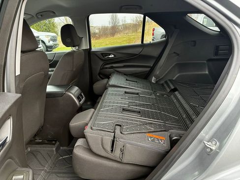 Used 2024 Chevrolet Equinox LT w/ LPO, Floor Liner Package image 38