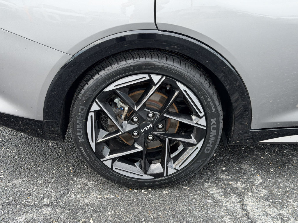 Used 2025 Kia K4 GT-Line w/ GT-Line Premium Package FWD image 13