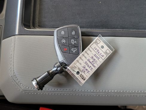 Used 2025 GMC Hummer EV 2X AWD/4WD image 38