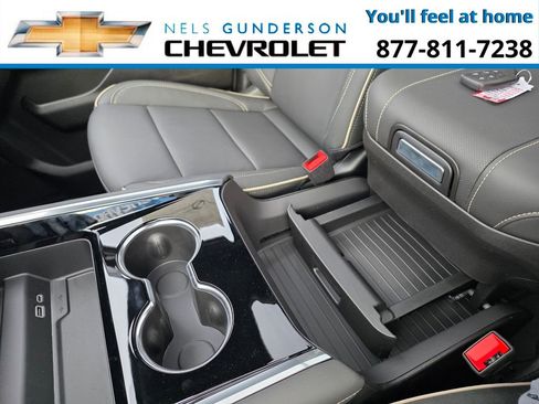 New 2026 Chevrolet Tahoe Premier w/ Sun And Tow Package AWD/4WD image 38