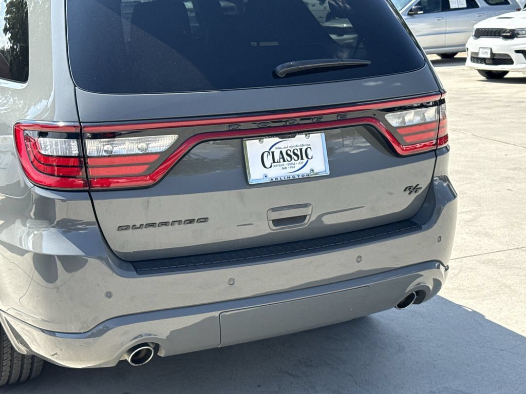 Used 2022 Dodge Durango R/T RWD image 6
