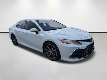Used 2022 Toyota Camry XLE