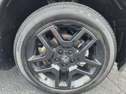 Used 2025 Honda Passport Black Edition image 29