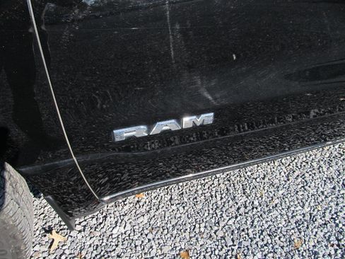 Used 2024 RAM 1500 Lone Star image 11