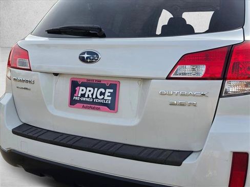 Used 2012 Subaru Outback 3.6R Limited AWD/4WD image 14