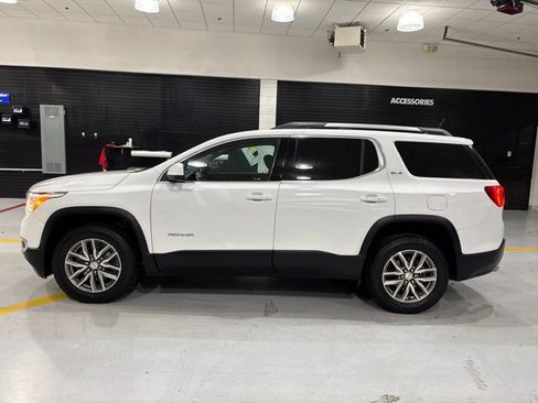 Used 2019 GMC Acadia SLE w/ Driver Alert Package I AWD/4WD image 3
