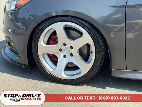 Used 2015 Ford Focus ST FWD image 9
