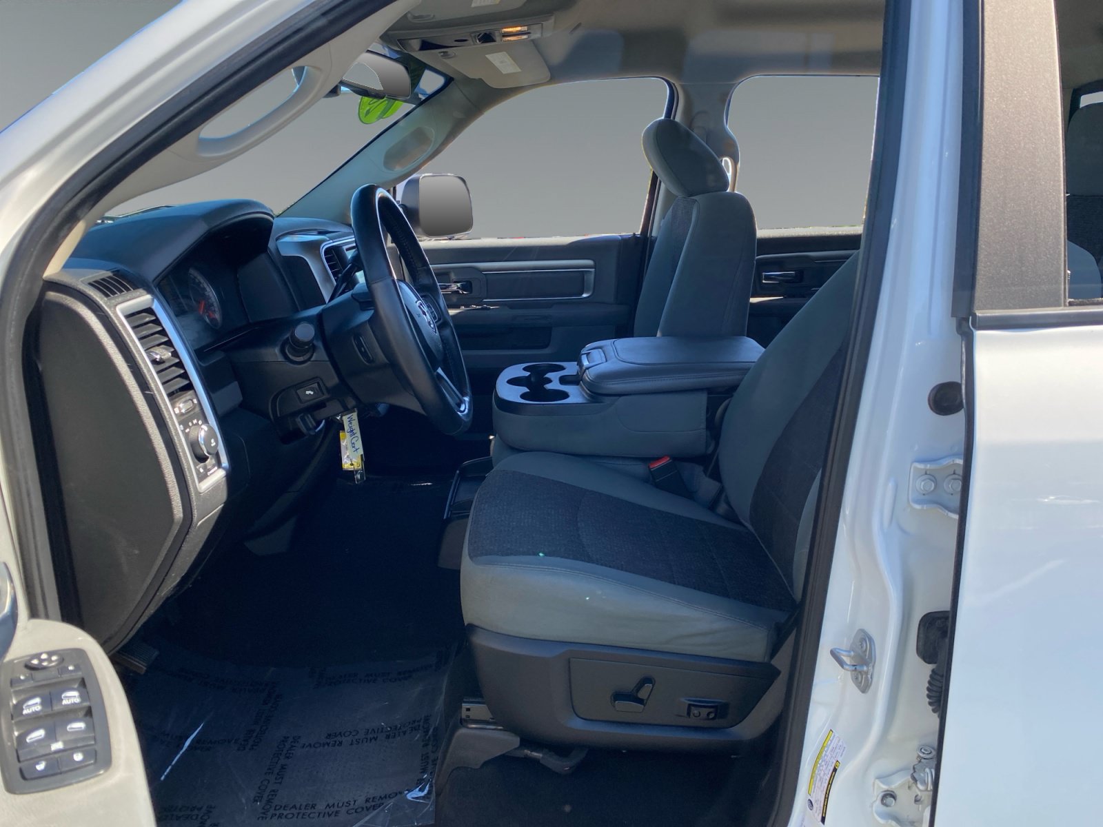 Used 2018 RAM 3500 Big Horn w/ Max Tow Package AWD/4WD image 9