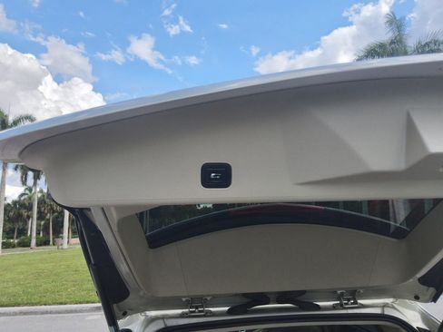 Used 2013 Cadillac SRX Luxury FWD image 53