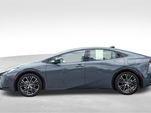 Used 2024 Toyota Prius Limited w/ Limited Premium Package AWD/4WD image 6