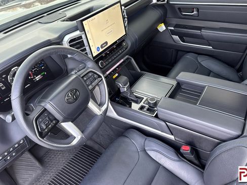Used 2024 Toyota Tundra Platinum image 10