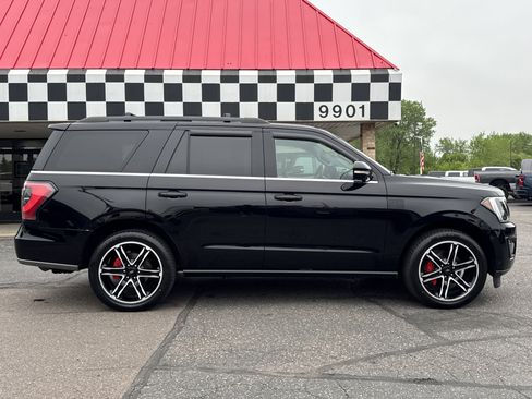 Used 2020 Ford Expedition Limited w/ Equipment Group 303A AWD/4WD image 8